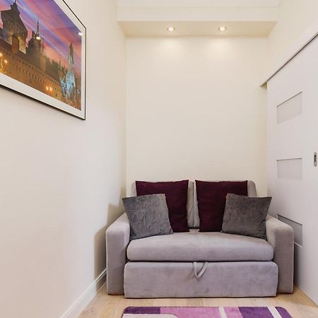 Modern Apartment Lubicz Kraków by Renters Exterior foto