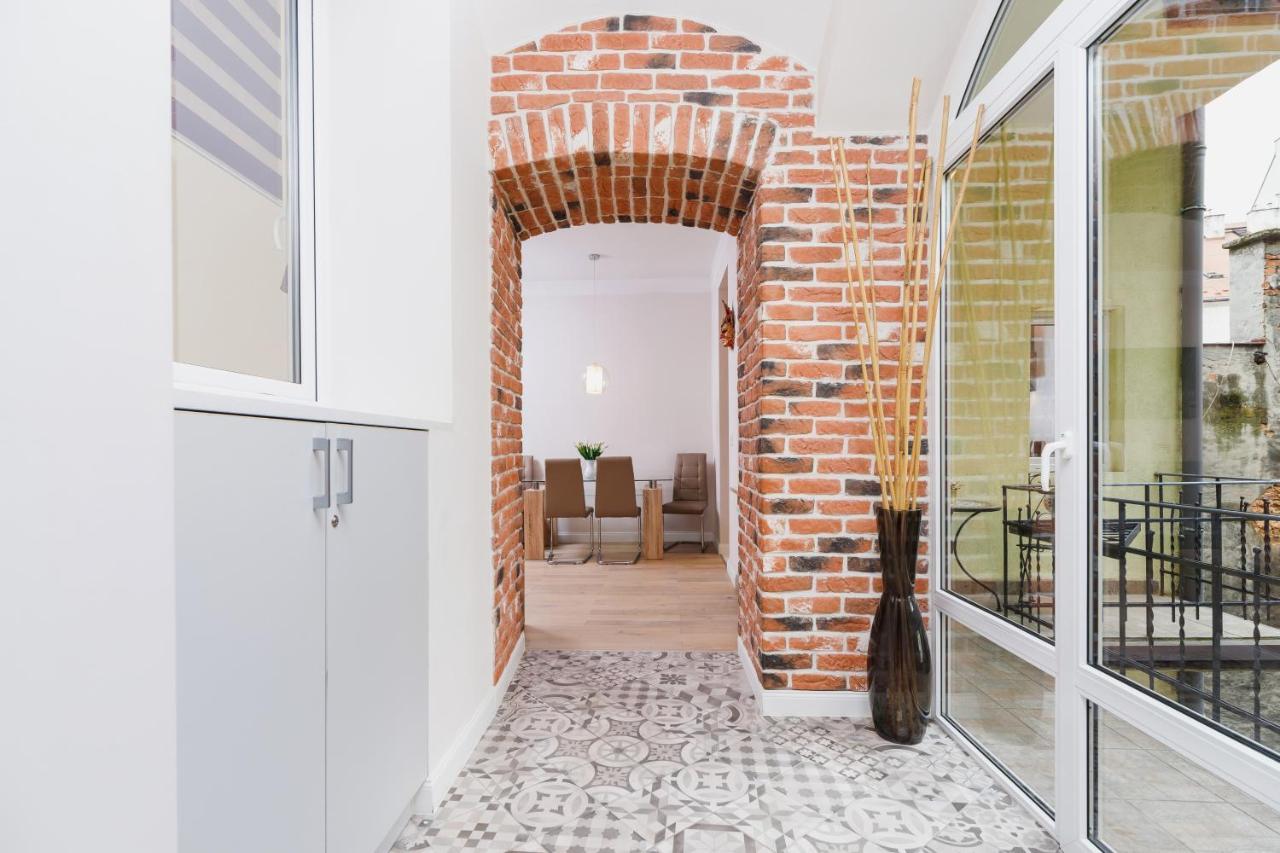 Modern Apartment Lubicz Kraków by Renters Exterior foto